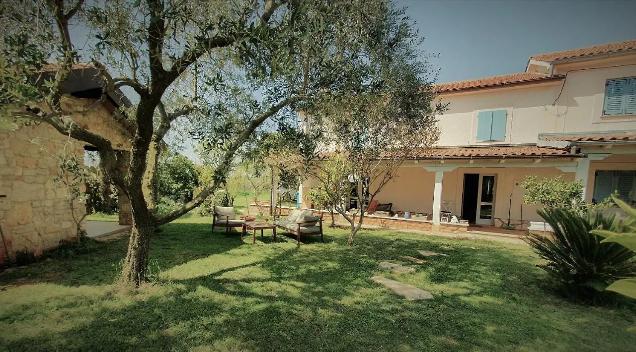 House Nono Bepo In Small Istrian Village Brtonigla